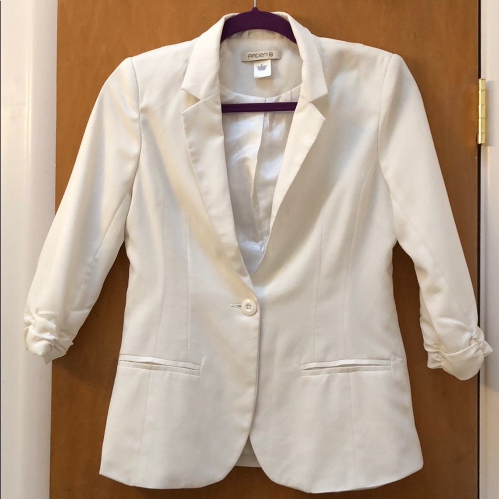Arden B White Blazer with Gathered Sleeves